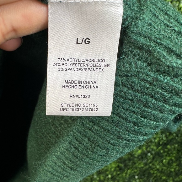 Vince Camuto Green Crewneck bejeweled Peace Sweater nwt - Picture 4 of 7